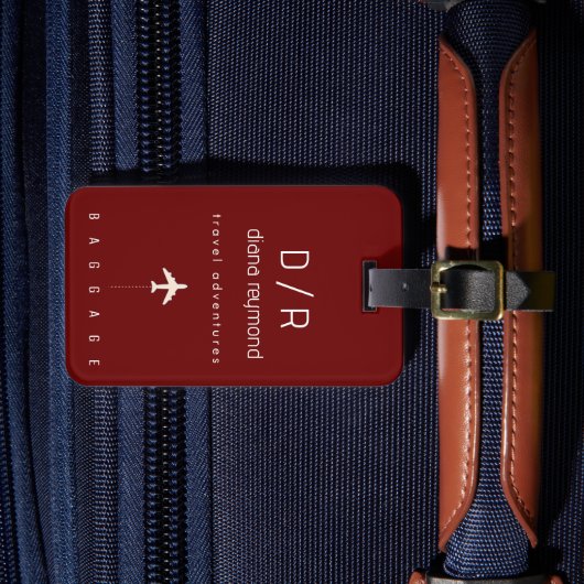 Étiquette À Bagage Monogramme Moderne Élégant Nom rouge foncé (Insitu Rectoal 4)