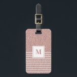Étiquette À Bagage Monogramme Rose Gold Parties scintillant rayures G<br><div class="desc">L'élégant design de cette étiquette de bagage est orné d'un arrière - plan en faux parties scintillant rose tendance,  agrémenté d'un motif rayé. Une boîte blanche,  au centre de l'avant,  offre un monogramme personnalisé. Une autre boîte blanche,  au dos,  propose du texte personnalisé pour votre nom et vos coordonnées.</div>