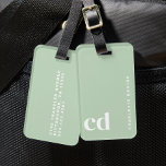 Étiquette À Bagage Monogramme vert mignon<br><div class="desc">Élégant et pratique, ce logo simple et personnalisé Monogram Luggage fait un ajout réfléchi à vos idées cadeaux de Noël. Parfait pour les voyageurs, il est idéal pour les idées cadeaux de Noël pour adolescentes et les idées cadeaux de Noël pour les femmes. Customisez avec des initiales pour une touche...</div>