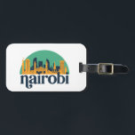 Étiquette À Bagage Nairobi Kenya City Skyline Retro Cityscape Art<br><div class="desc">Design urbain vintage et rétro avec une belle skyline, attraction touristique et art urbain. gratte-ciel Cool et silhouette de construction merchandises pour touristes et voyageurs. Parfait comme souvenir à rapporter lors de votre voyage. Enregistrez la mémoire de votre voyage et de vos vacances en famille et entre amis. La couleur...</div>