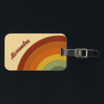 Étiquette À Bagage Nom Arc-en-ciel Super en couche rétro tronquée<br><div class="desc">Design arc-en-ciel rétro. Couches arc-en-ciel aux couleurs muettes,  orange,  rouge et vert. Cadeaux arc-en-ciel des années 70 rétro super,  décoration maison.</div>