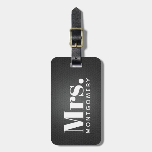 Étiquette À Bagage Nom de Mme Black Leather Script Monogrammed (Devant Vertical)