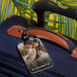 Étiquette À Bagage Nom personnalisé Photo personnalisée<br><div class="desc">Des étiquettes personnalisées font de grands cadeaux pour toutes les occasions. Personnalisez avec une photo et tout nom ou libellé de votre choix. Cette étiquette à bagages personnalisée fera un grand cadeau pour les anniversaires, noël, jour de la mère, fête des pères, diplômes ou toute autre occasion spéciale. Ou créez-en...</div>