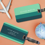 Étiquette À Bagage Nuances modernes de vert et de couleur Turquoise b<br><div class="desc">Voyagez dans le style avec cette étiquette de bagages de bloc de couleur moderne dans les tons vert et turquoise. Personnalisez cette balise avec vos informations et pour plus d'options comme changer la police et sa taille cliquez sur le bouton "Customiser". *Veuillez noter que le filigrane Zazzle qui apparaît dans...</div>