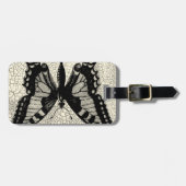 Étiquette À Bagage Papillon noir et blanc sur Arrière - plan fissuré (Devant horizontal)