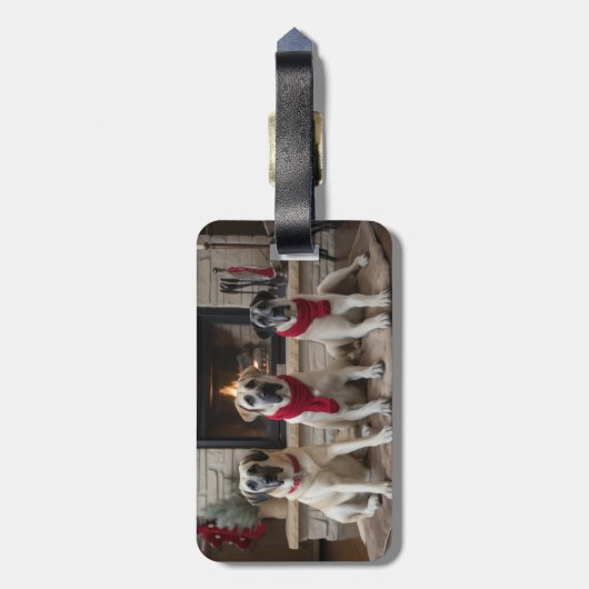 Étiquette À Bagage Pasteur anatolien près de la cheminée Noël (Dos Vertical)