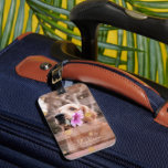 Étiquette À Bagage Pet Chien Photo Pink Ruban Chic Gold Parties scint<br><div class="desc">Ce design moderne vous propose votre photo préférée avec une couverture en ruban rose et des pois en parties scintillant dorée,  personnalisées avec votre nom. Parfait comme cadeau ou pour se gâter #personalized #travel #addyourown #luggagetags</div>