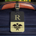 Étiquette À Bagage Pickball Guy Personnalisé Monogramme Nom initial<br><div class="desc">Pickleball Guy Custom Monogramme Nom initial — fait avec goût — — C'est un grand cadeau — amusant / attirant / unique — comprend du cuir noir imitation. Personnalisez-le avec son nom initial et son prénom. Si vous avez des questions de conception ou une demande spéciale, veuillez envoyer un courriel...</div>