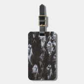 Étiquette À Bagage Poisson blanc fossile sur Arrière - plan noir (Devant Vertical)