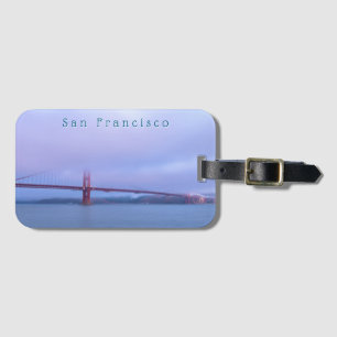 Étiquette À Bagage Pont Golden Gate dans le brouillard au matin