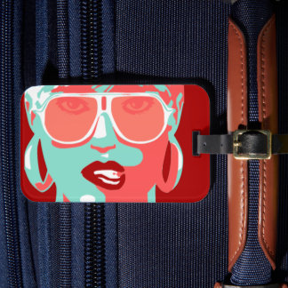 Étiquette À Bagage Pop Art Woman dans les lunettes de soleil blanches