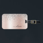 Étiquette À Bagage Rose Gold - Blush Pink Glitter Monogram Argent<br><div class="desc">Or rose - Rose Pâle et Faux Paillettes Métallisées Argenté Brillante Monogramme Nom et Initiale Sac ou Étiquette de Bagage. C'est le cadeau idéal pour un sweet 16 anniversaire, mariage, enterrement de vie de jeune fille, anniversaire de mariage, baby shower ou enterrement de vie de garçon pour quelqu'un qui aime...</div>