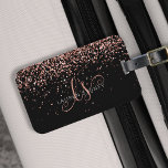 Étiquette À Bagage Rose Gold Blush Pink Parties scintillant Glam Nom<br><div class="desc">Balise de bagage Monogram Parties scintillant or Rose Glam Élégante. Personnalisez facilement ce design branché de porte-bagages chic avec une élégante parties scintillant brillante en or rose sur un arrière - plan noir. Le design comprend votre monogramme manuscrit avec de jolis tourbillons et votre nom.</div>