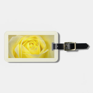 Étiquette À Bagage Rose jaune en gros plan