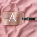 Étiquette À Bagage Rose Rose Or Brossé Script Métal Monogramme mou<br><div class="desc">Rose Gold } Blush Pink brossé Foil Monogramme Nom et étiquette initiale de bagage. Cette étiquette de sac est parfaite pour le retour à l'école,  le travail ou le voyage.</div>