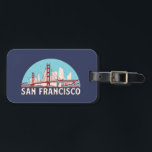 Étiquette À Bagage San Francisco Retro City Skyline Vintage Cityscape<br><div class="desc">Design urbain vintage et rétro avec une belle skyline, attraction touristique et art urbain. gratte-ciel Cool et silhouette de construction merchandises pour touristes et voyageurs. Parfait comme souvenir à rapporter lors de votre voyage. Enregistrez la mémoire de votre voyage et de vos vacances en famille et entre amis. La couleur...</div>