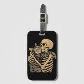 Étiquette À Bagage  Skeleton Hugging Cat – Cute Gothic Cat Lover Gift (Devant Vertical)