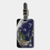 Étiquette À Bagage Tempêtes Tropicales Sur La Planète Terre. (Devant Vertical)