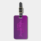 Étiquette À Bagage Texte monogramme modifiable moderne & Ombre violet (Devant Vertical)