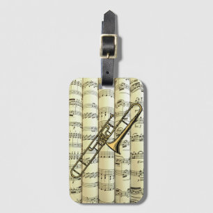 Étiquette À Bagage Trombone Sur Partition Roulée ~