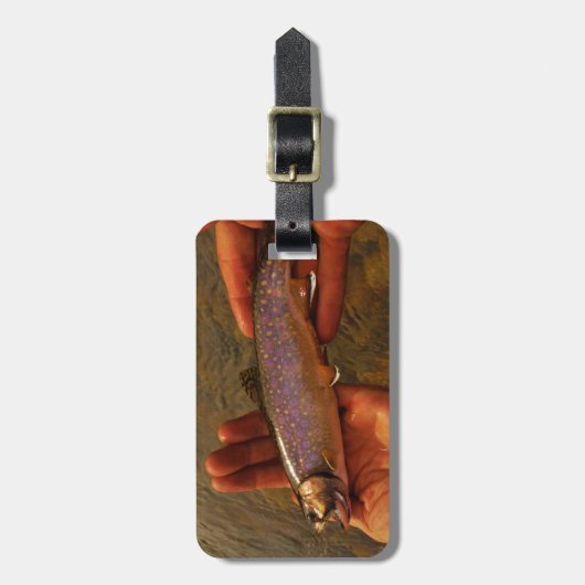 Étiquette À Bagage Trout à Hands (Devant Vertical)