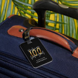 Étiquette À Bagage typographie moderne or 100e anniversaire<br><div class="desc">Célébrez votre anniversaire spécial dans le style avec cet effet monochrome et or Faire 100 look bon anniversaire Merci tag. Modifiez la couleur de l'arrière - plan pour customiser. Partie d'une collection.</div>