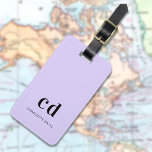 Étiquette À Bagage Violet lavande monogramme nom minimaliste<br><div class="desc">Un arrière - plan violet,  couleur lavande. Personnalisez et ajoutez vos initiales monographiques et votre nom complet. Lettres de couleur noire.</div>