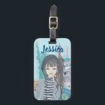 Étiquette À Bagage Voyage de Cute Girl World illustré personnalisé<br><div class="desc">Une fille élégante qui voyage dans le monde avec un regard d'émerveillement et d'admiration.</div>