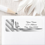 Étiquette Adresse de chaussure haute talon noir et argent (En situation)