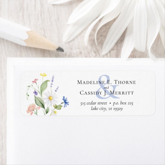 Étiquette Adresse de mariage élégante à l'aquarelle de fleur (En situation)
