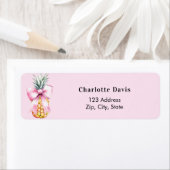 Étiquette Adresse de retour au format ananas avec ruban rose (En situation)