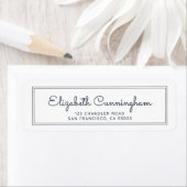 Étiquette Adresse de retour de script Cursive moderne et sim (En situation)