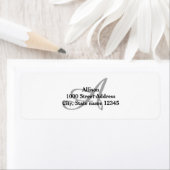 Étiquette Adresse de retour du monogramme gris (En situation)