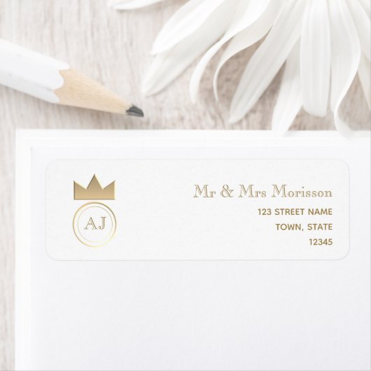 Étiquette Adresse de retour en monogramme doré (En situation)