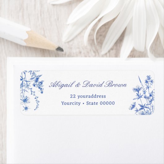 Étiquette Adresse de Retour Fleurs Sauvages Bleues (En situation)