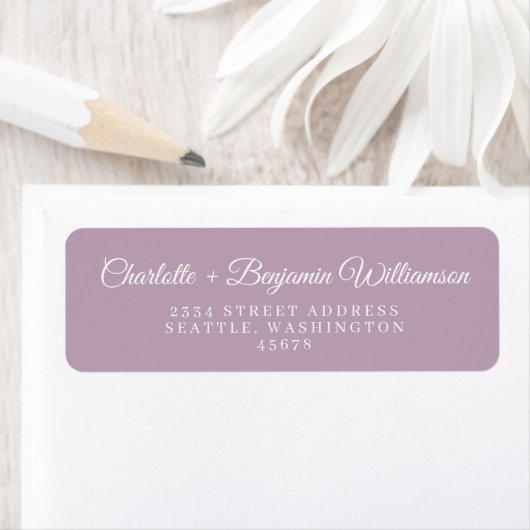 Étiquette Adresse de retour Lilac de script classique minima (En situation)