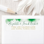 Étiquette ADRESSE DE RETOUR or brillant vert kelly aquarelle (En situation)