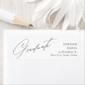 Étiquette Adresse de retour simple et élégante de la graduat (En situation)