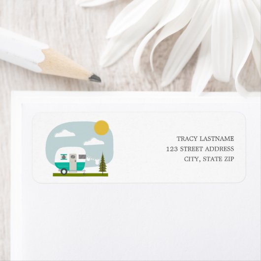 Étiquette Adventure Retro Camper Turquoise Boy Baby shower (En situation)