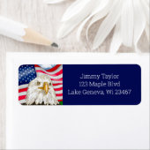 Étiquette Aigle à tête blanche et drapeau américain patrioti (En situation)