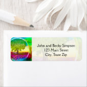 Étiquette Arbre de vie de couleur arc-en-ciel (En situation)