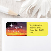 Étiquette Attendez-vous à Miracles Sparkle Sunset Inspiratio (En situation)