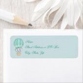 Étiquette Baby Elephant Pale Green Hot Air Balloon (En situation)