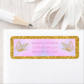 Étiquette Baby shower à papillon rose et or Adresse de retou (En situation)