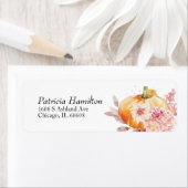 Étiquette Baby Shower Automne Citrouille Adorable (En situation)