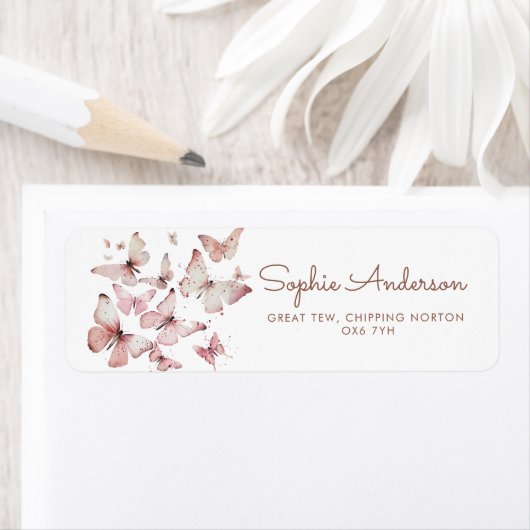 Étiquette Baby shower papillon rose fille (En situation)