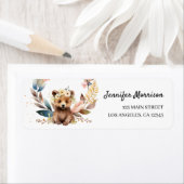 Étiquette Baby shower rustique de l'ours mignon (En situation)