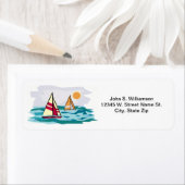 Étiquette Bateaux à voile sur Ocean Waves Summer Beach Thème (En situation)