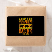 Étiquette BBQ | A Cow A Pig And A Chicken Walk Into A BBQ (En situation)