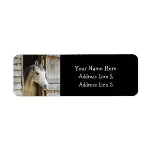 Étiquette Beau cheval et grange rustique
